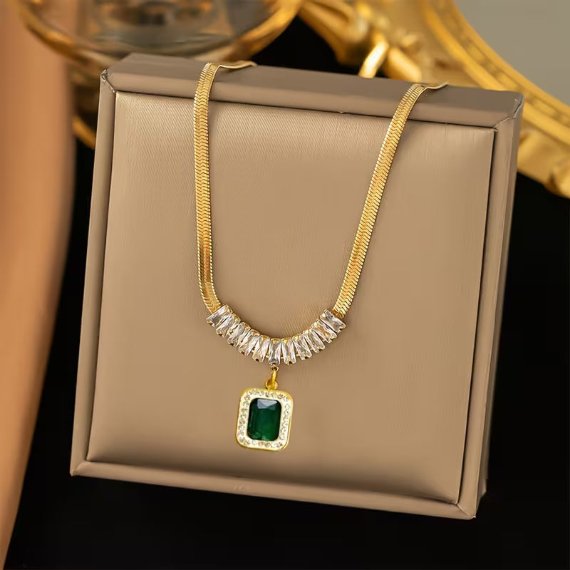 Regalia Prism Emerald Halskæde | Guld