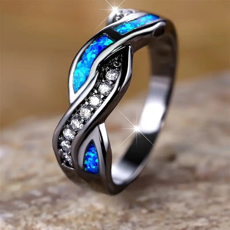 Thessia Lunebray Ring | Hvidguld