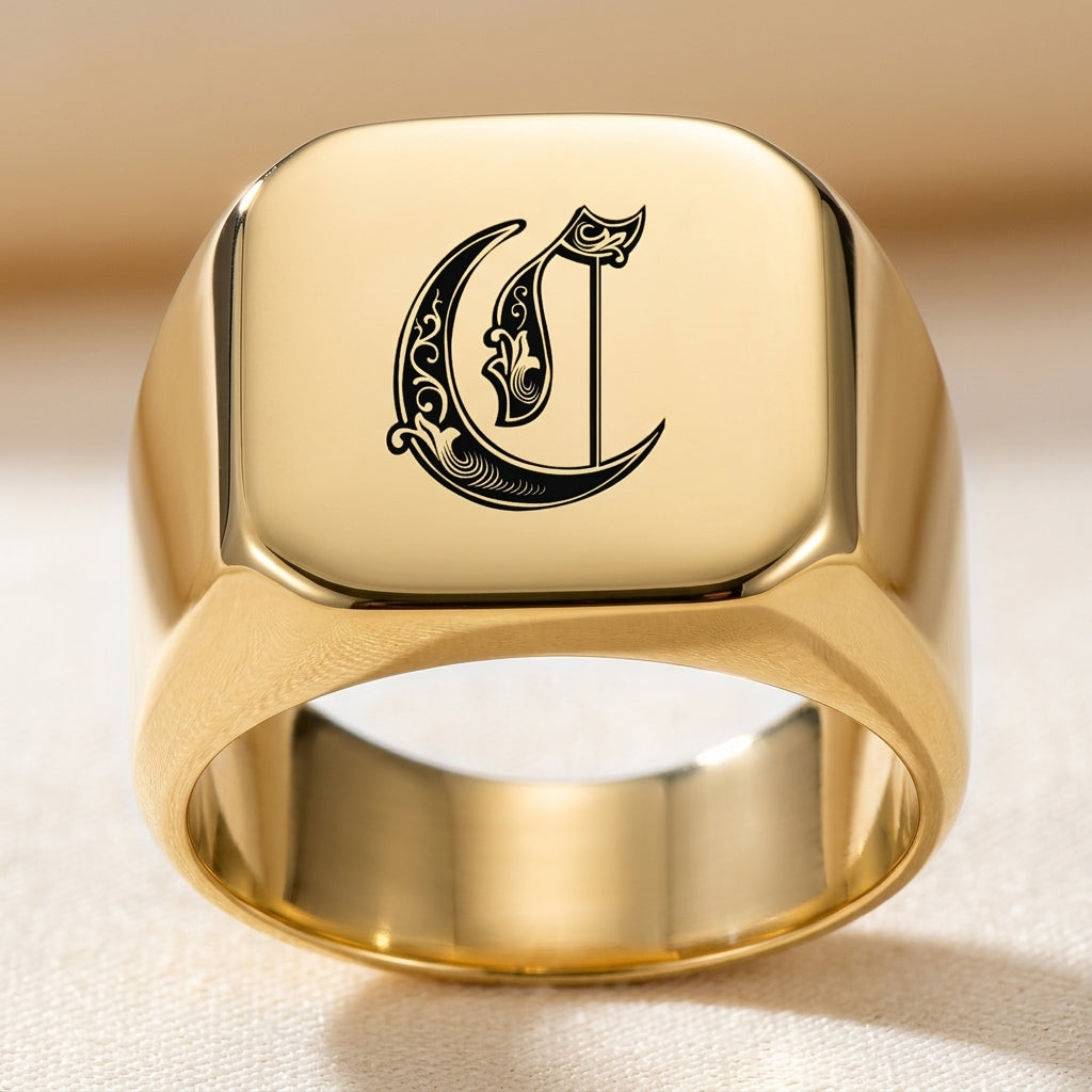 Klassisk Noble Initial Ring | Guld