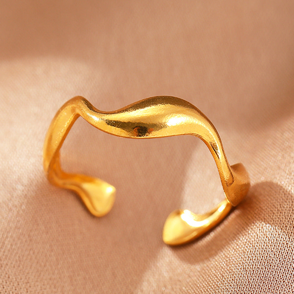 Elyra Smooth Flow Ring | Guld