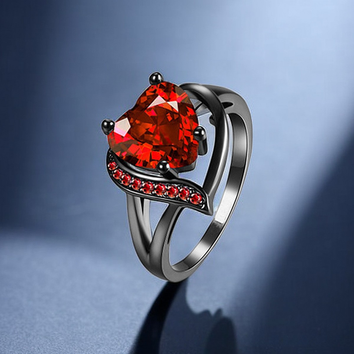 Calindra Rosethorne Ring | Sort Finish