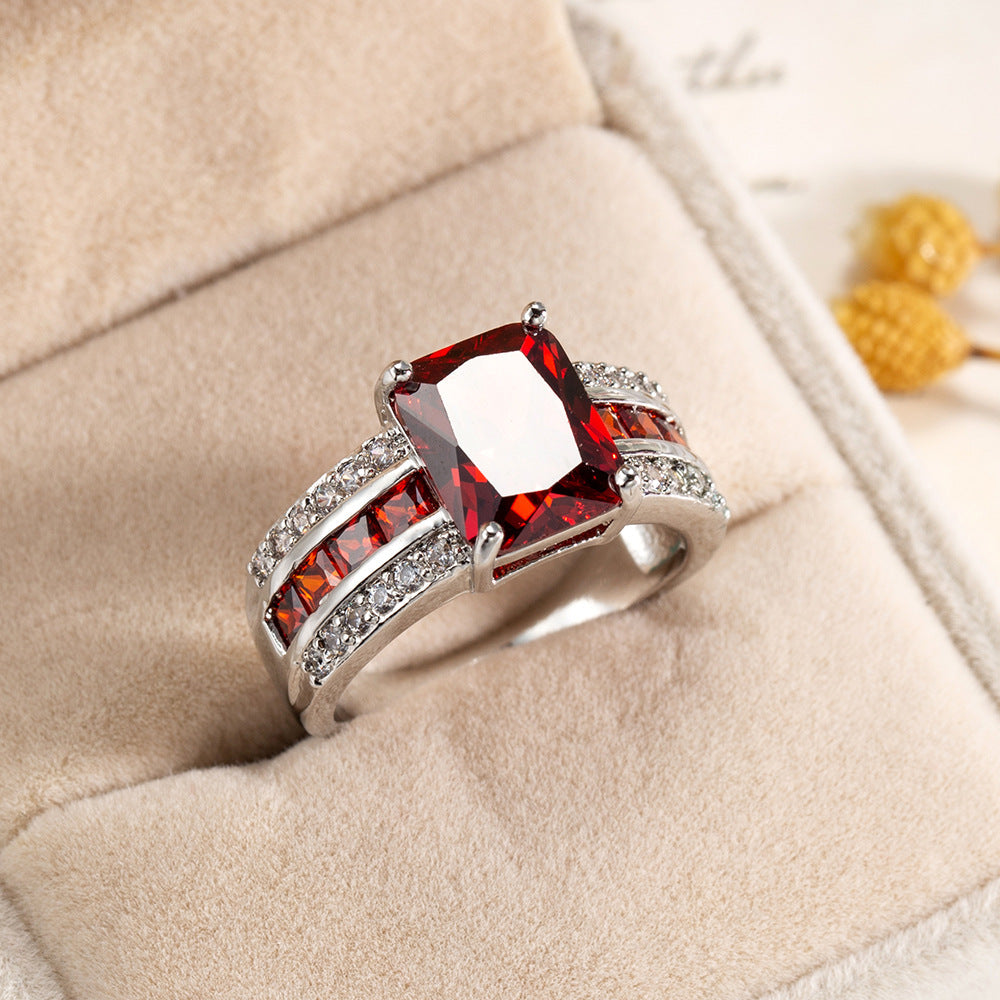 Kassira Redmont Ring | Hvidguld
