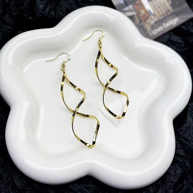 Spiral Dangle Øreringe | Guld