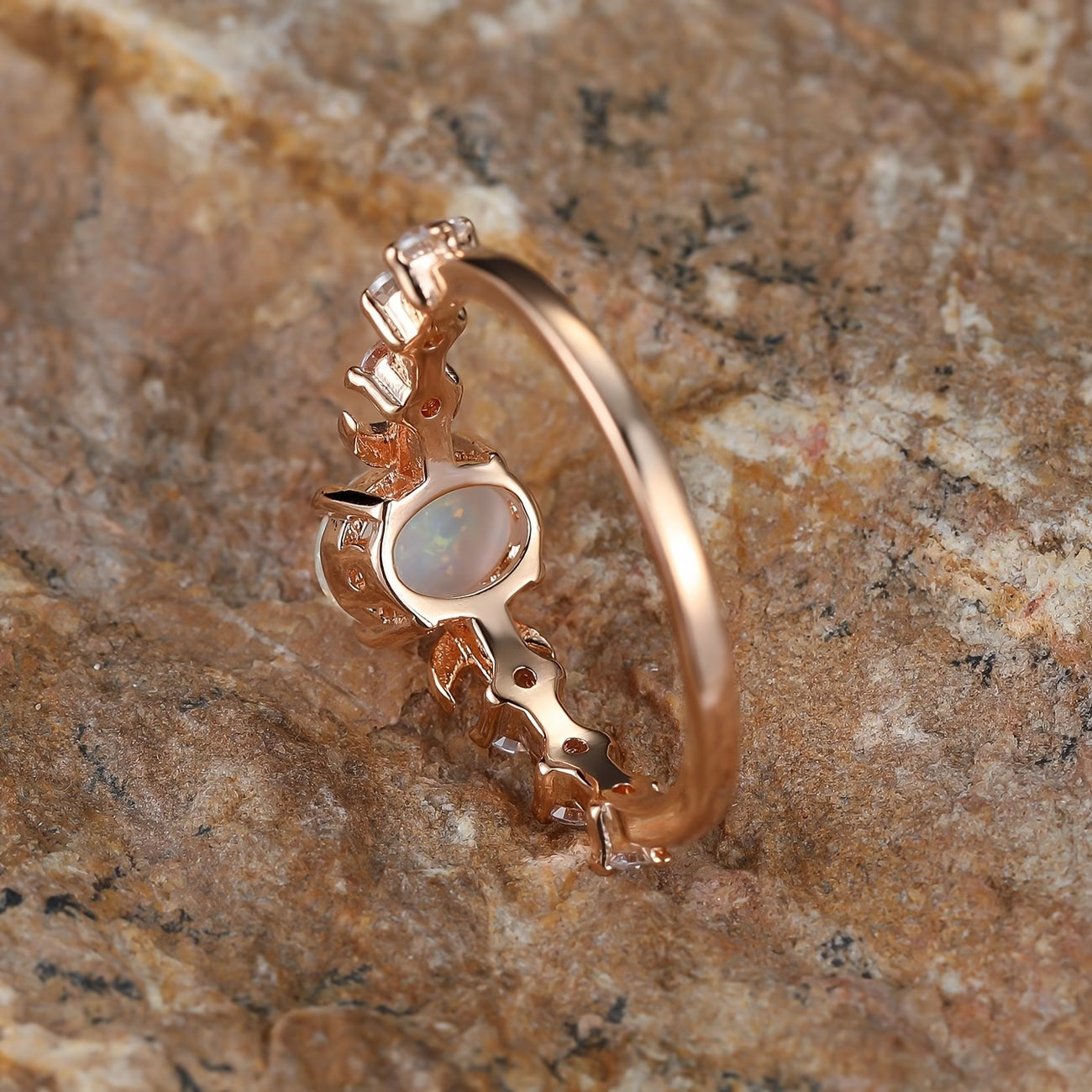 Opal Halvmåne Ring | Roséguld