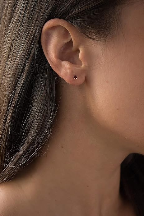 Ruby Runde Stud Øreringe | Guld