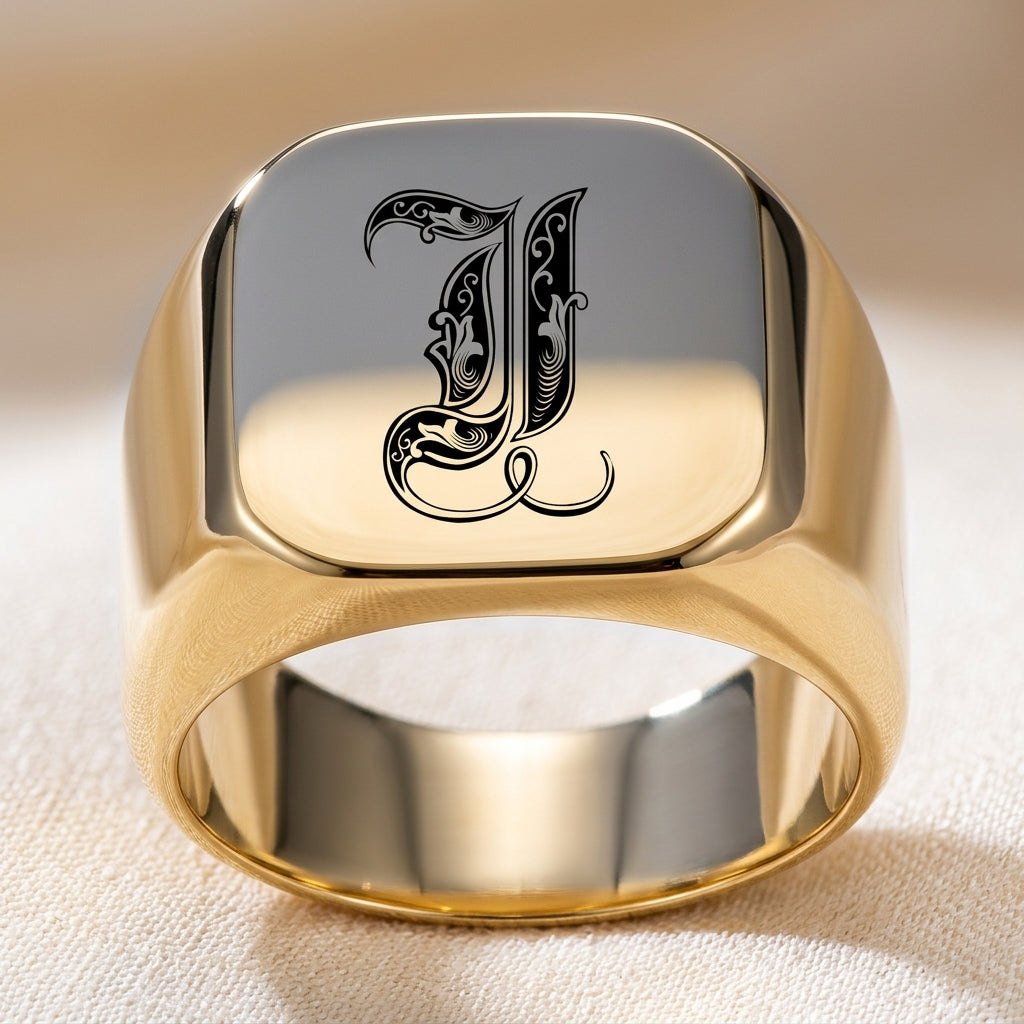 Klassisk Noble Initial Ring | Guld