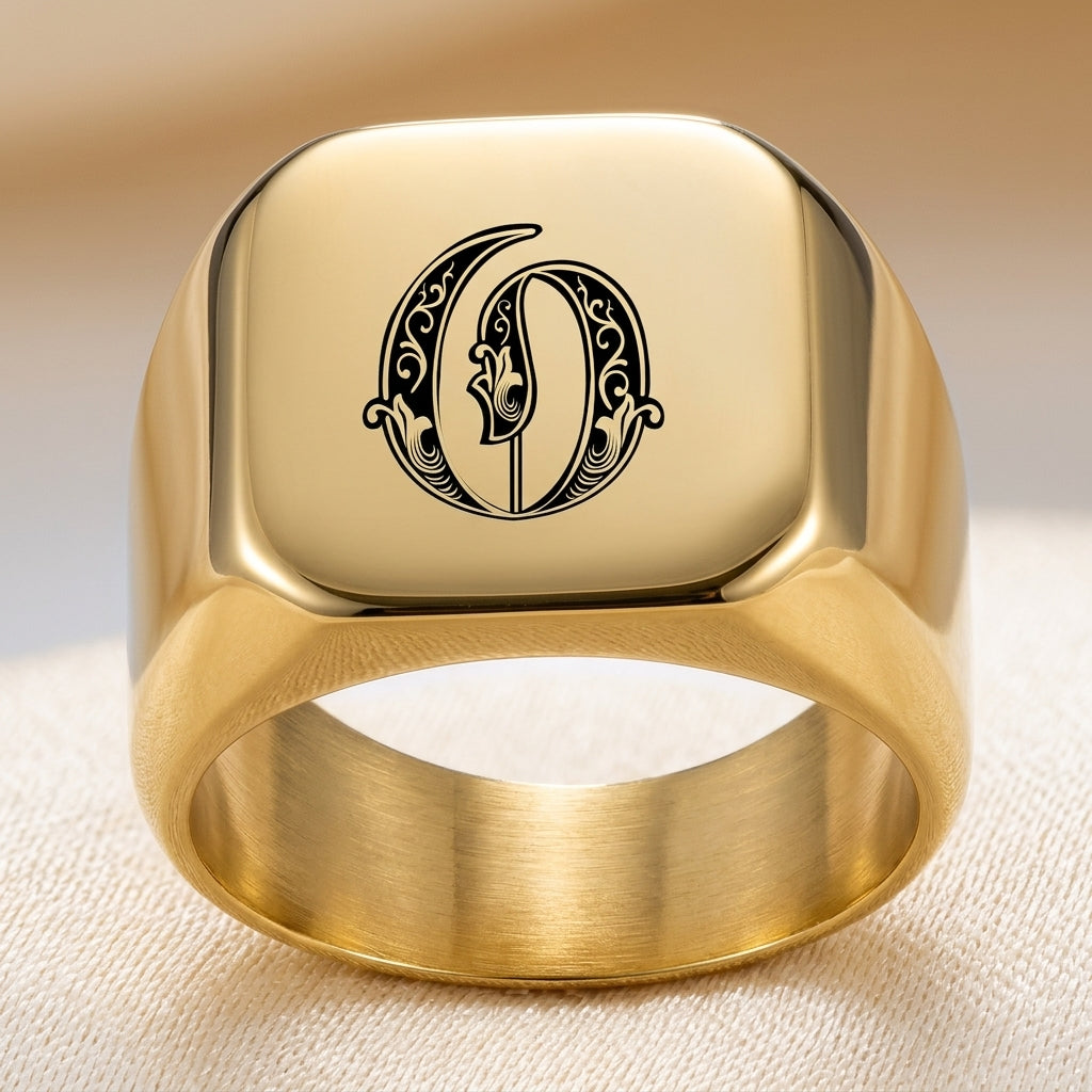Klassisk Noble Initial Ring | Guld