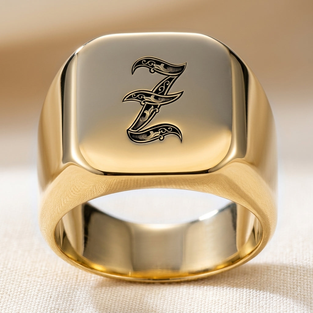 Klassisk Noble Initial Ring | Guld