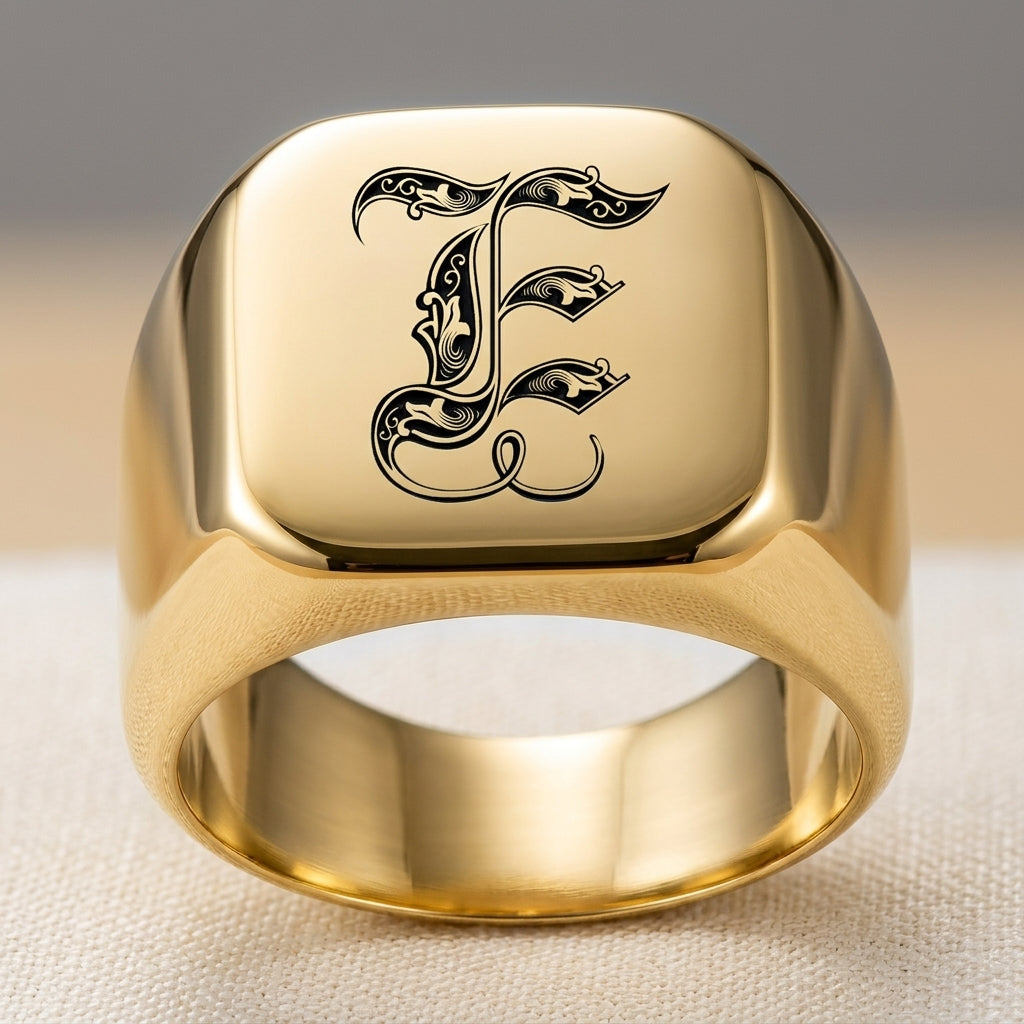 Klassisk Noble Initial Ring | Guld