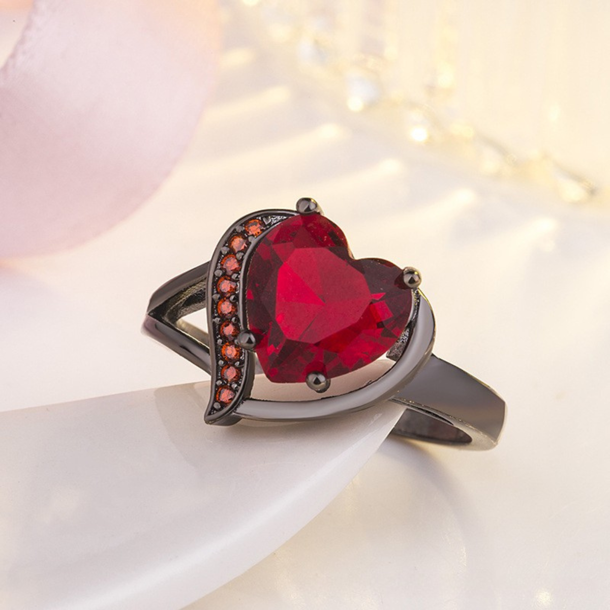 Calindra Rosethorne Ring | Sort Finish