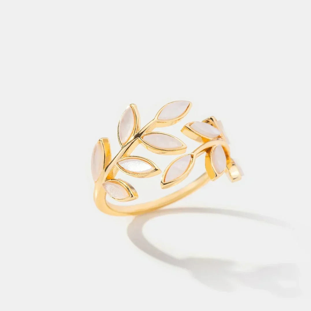 Neraya Delicate Leaf Open Ring | Guld